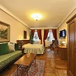 Hotel Edward Kelly