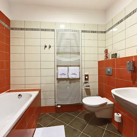 Отель Edward Kelly Чески-Крумлов