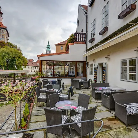 Отель Edward Kelly