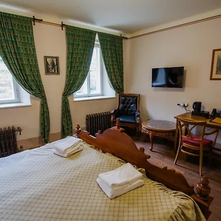 Edward Kelly Hotel