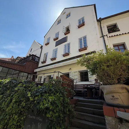 Edward Kelly 3* Cesky Krumlov