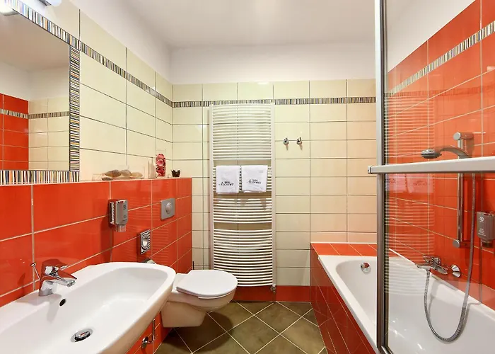 Отель Edward Kelly