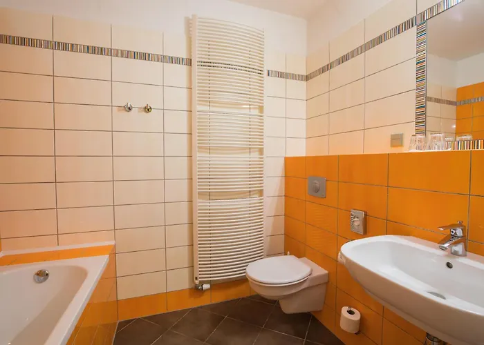 Hotel Edward Kelly 3*