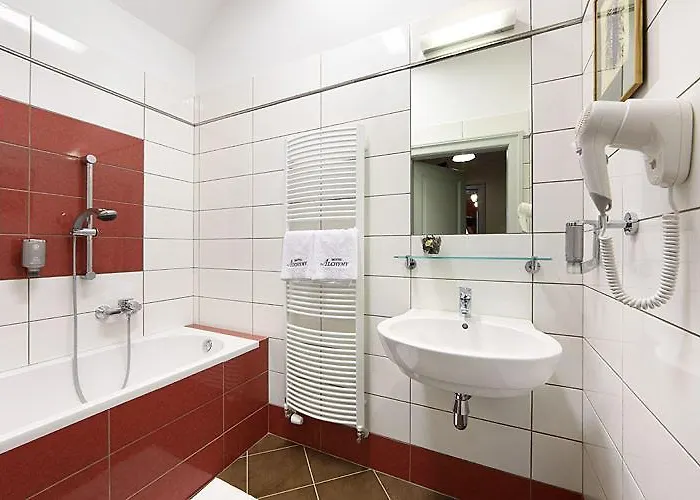 Edward Kelly 3* Český Krumlov