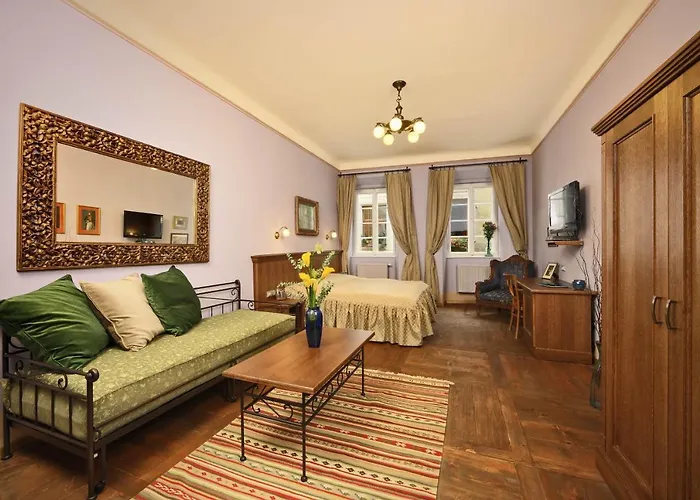 Edward Kelly Ξενοδοχείο 3*